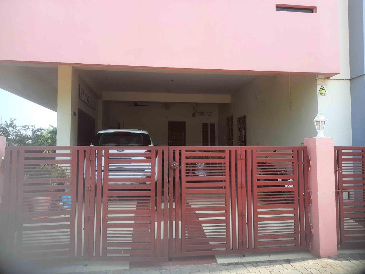 Sublime Homestay Bhubaneswar Buitenkant foto