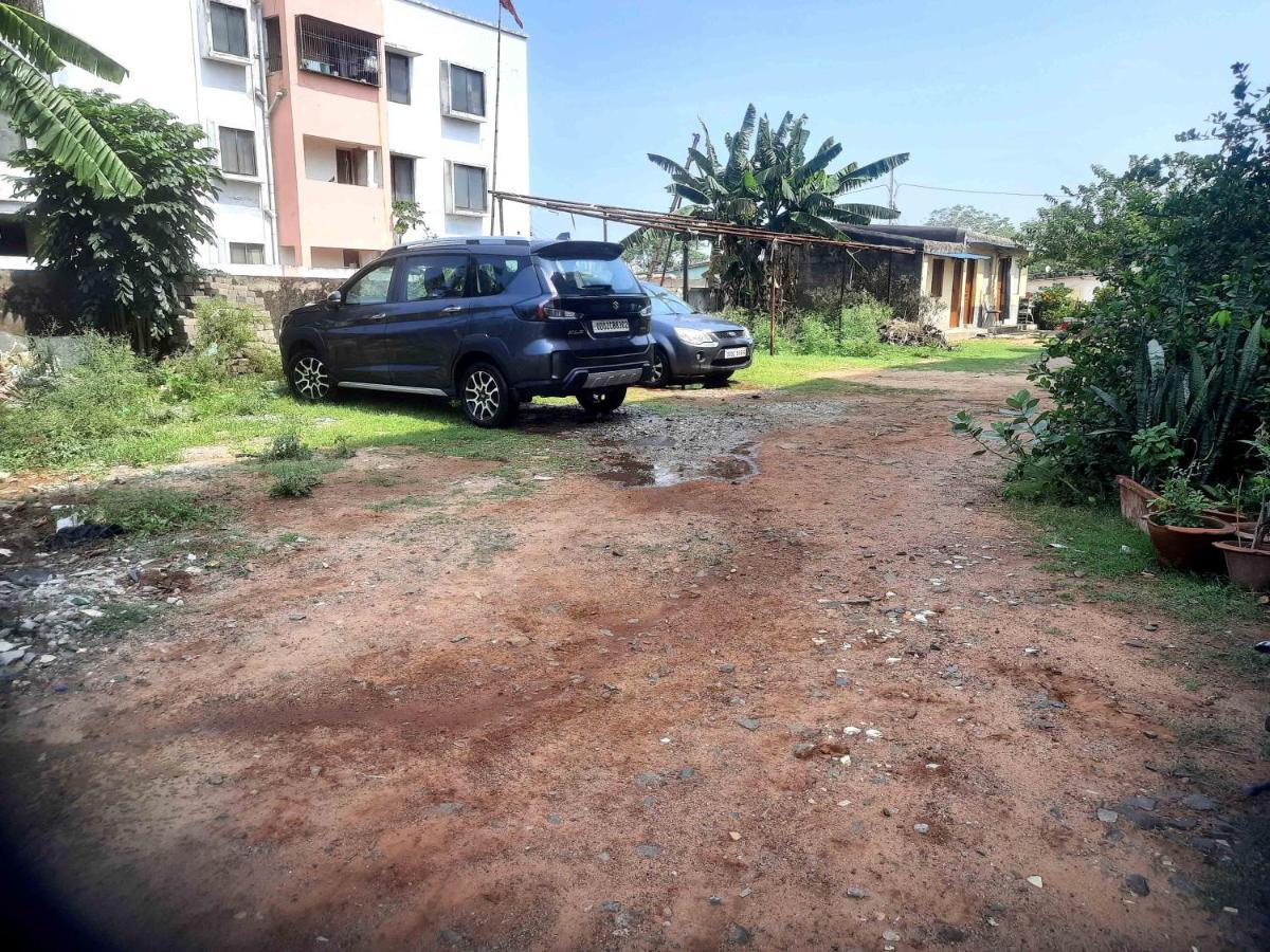 Sublime Homestay Bhubaneswar Buitenkant foto