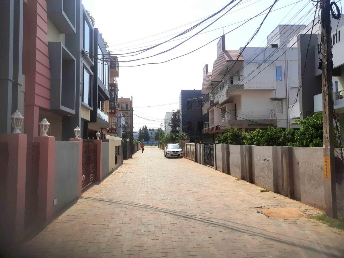 Sublime Homestay Bhubaneswar Buitenkant foto